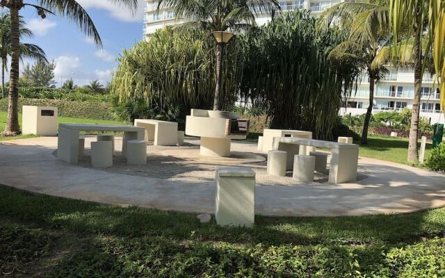 Amara Cancun Beachfront