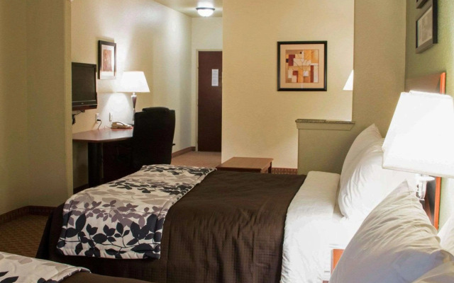 Sleep Inn & Suites at Six Flags