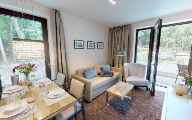 White Pearl Apartment 0.08