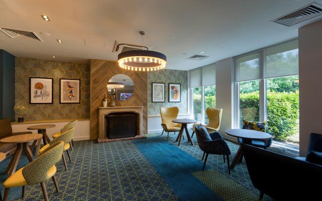 Holiday Inn Cambridge by IHG