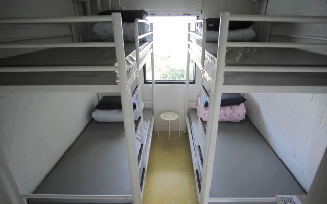 Hong Kong Island YHA Jockey Club Mt. Davis Youth Hostel
