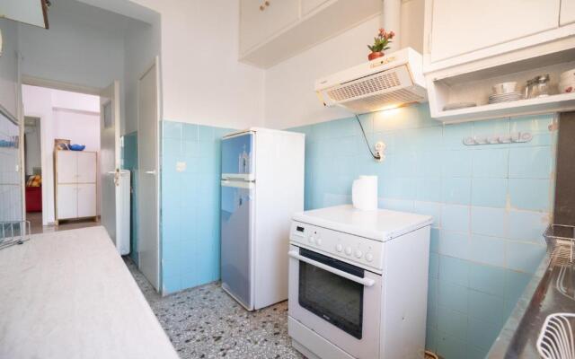 Dimotiko Theatro metro st. 1 bedroom 4 pers. flat