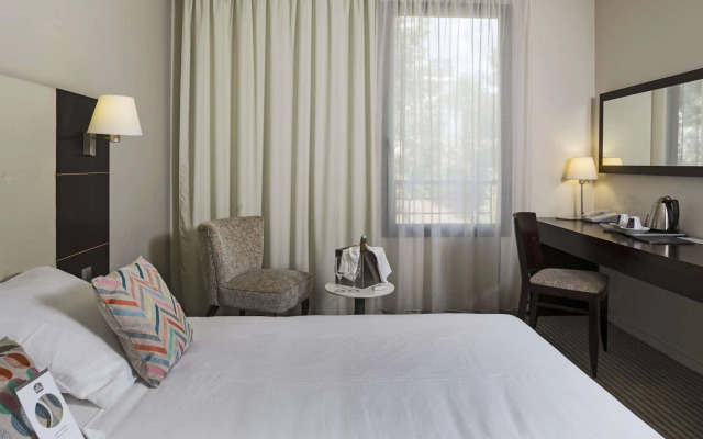 Mercure Aix-en-Provence La Duranne Gare TGV