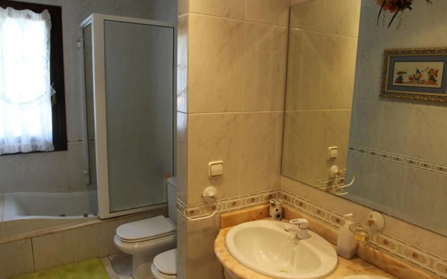 Espectacular Casa con Piscina en Allariz