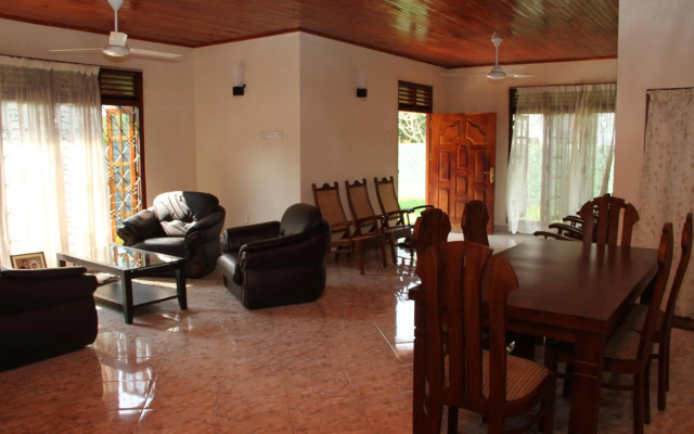 Anjana Villa