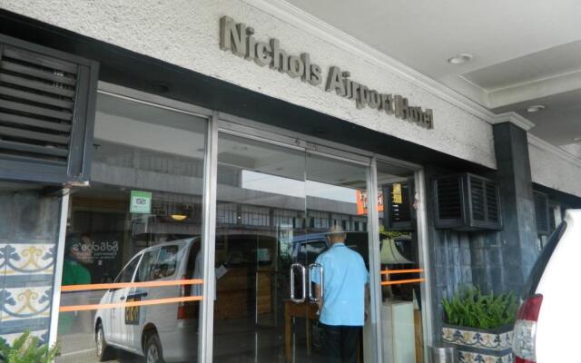 Nichols Airport Hotel