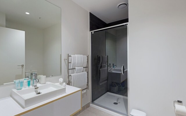 Groovy Apt Close to Onehunga Mall Centre