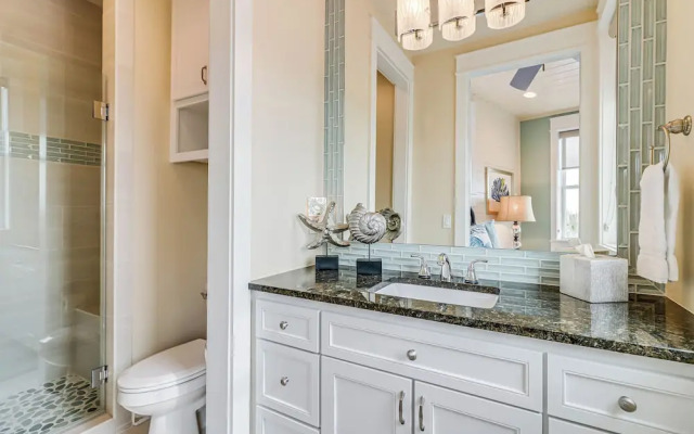 Seaside Shanty 125 SE