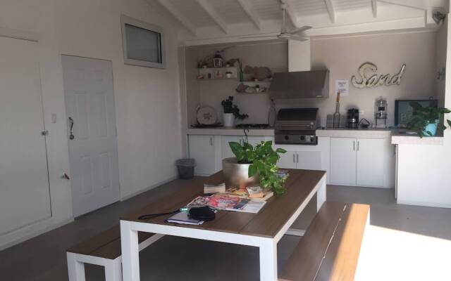 Acozy Nice Studio Palm Beach,wifi Free,beach Close