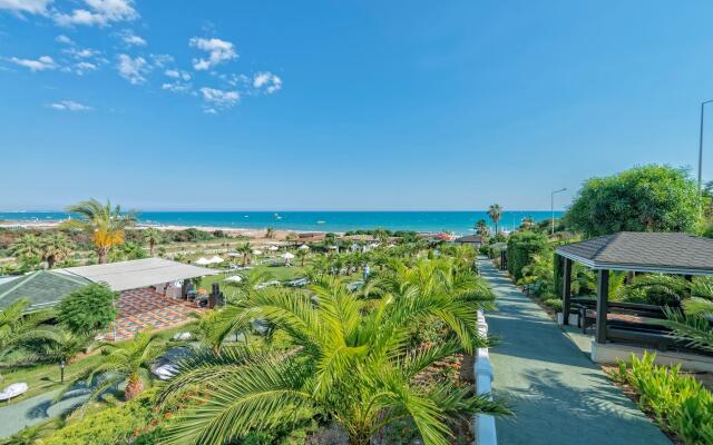 Royal Atlantis Spa & Resort
