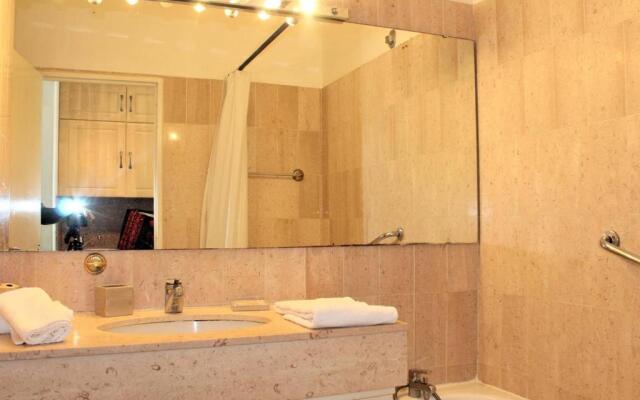 Appartement Villeneuve-Loubet, 1 pièce, 4 personnes - FR-1-252A-17