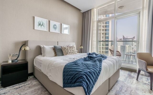 Eloquent Cozy Studio with Incredible Canal Views