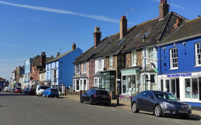 Pebble View, Aldeburgh