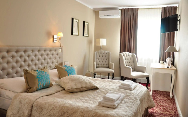 Riviera Resort Modlin Airport