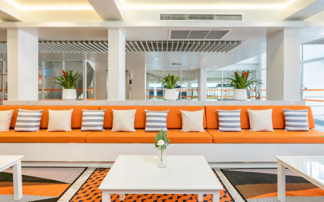 Sunshine Hotel And Residences