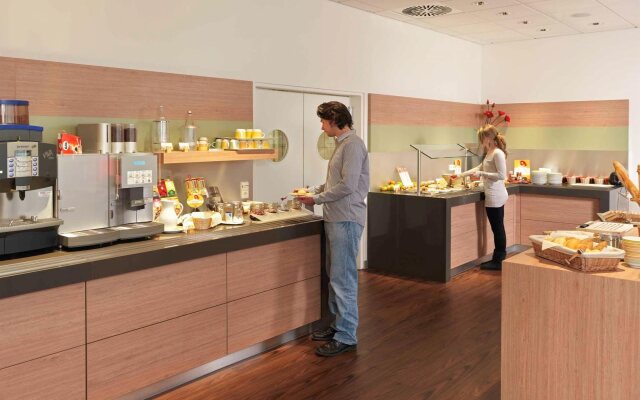 Отель B&B Hotel Aachen-Hbf