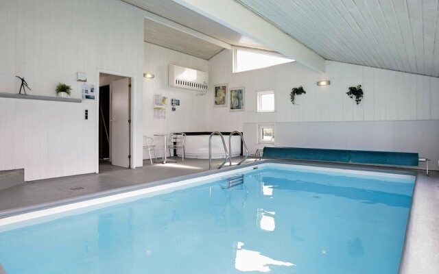 10 Person Holiday Home in Hjorring