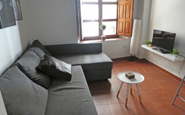 Apartamentos Nahira Suites 3000