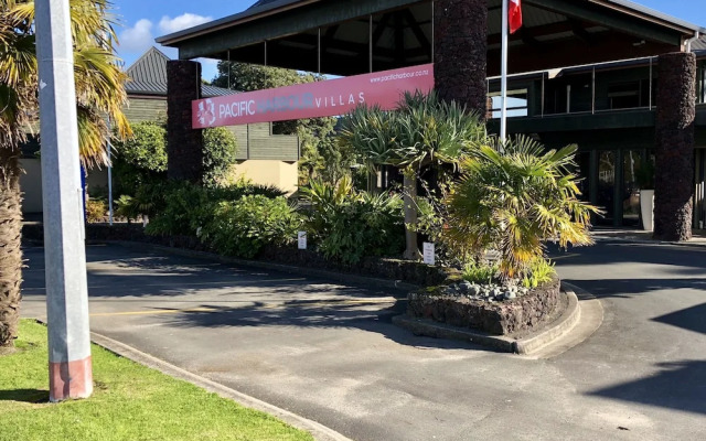 Pacific Harbour Villas