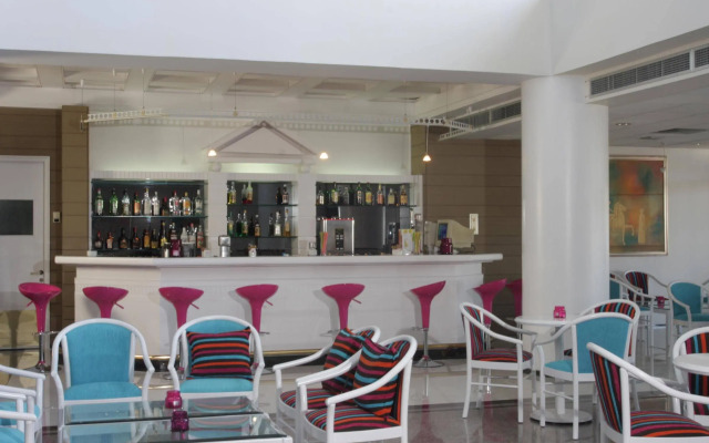 Crystal Springs Beach Hotel