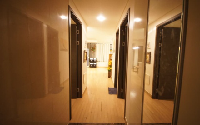 The New Joy House Gongdeok