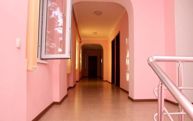 Venus Hotel