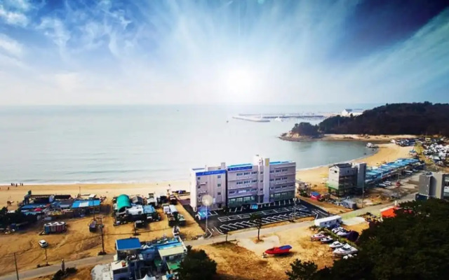 Eulwangri Elim Beach Zone Pension