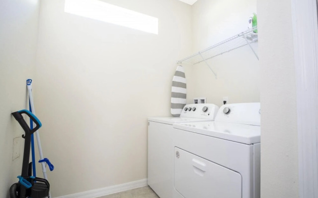 7316 Luxury Home Near Disney