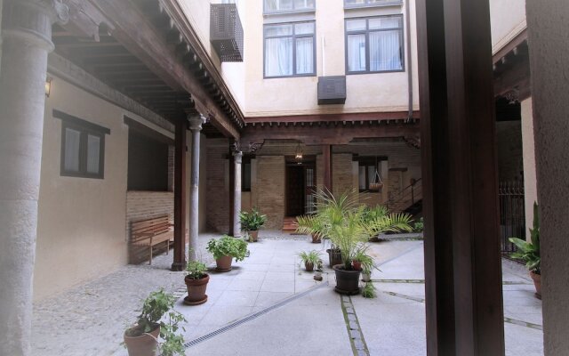 Apartamentos Toledo Suite