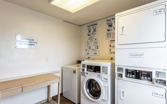 Motel 6 Caseyville, IL - Caseyville Il