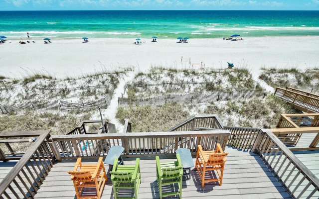 Green Reef Townhomes by Resort