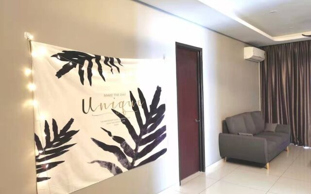 Tranquil Seaview @ Danga Bay