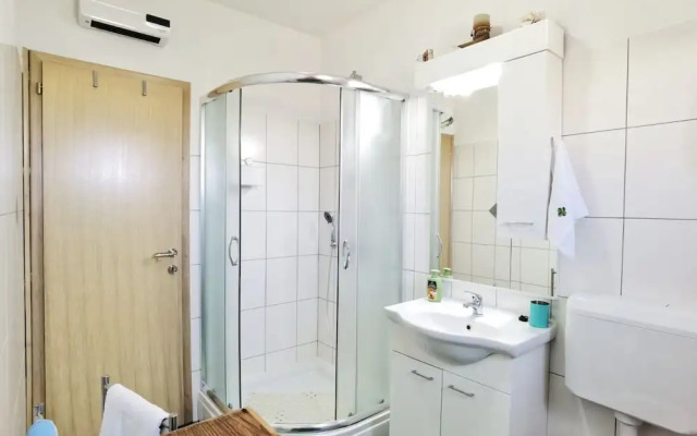 Adria - Seafront & Seaview - A1 Adriana