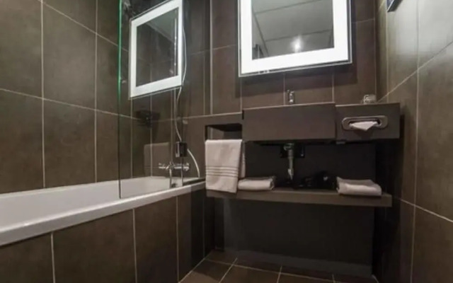 Royal Choice Inn