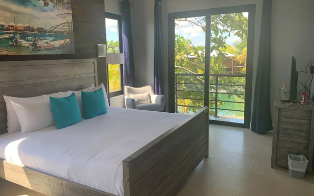 Sunset Gecko Condos - Unit 2A