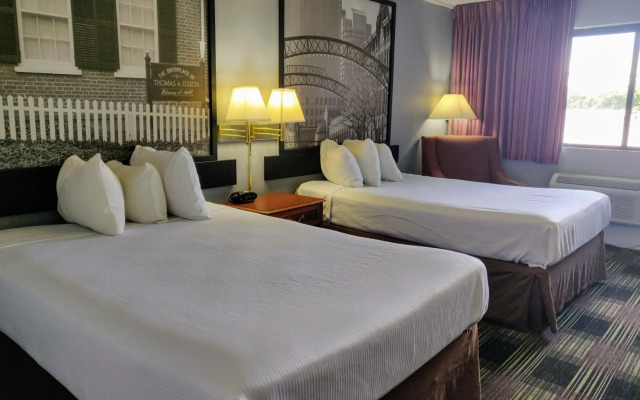 Sprucewood Inn