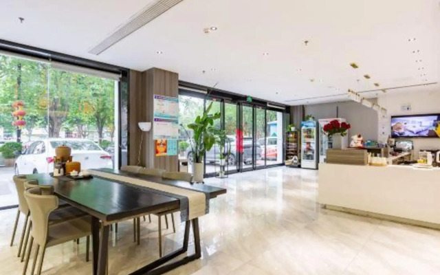 Luoyang 24h qixijia Hotel