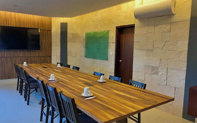 Hotel Maioris Jesús Kumate