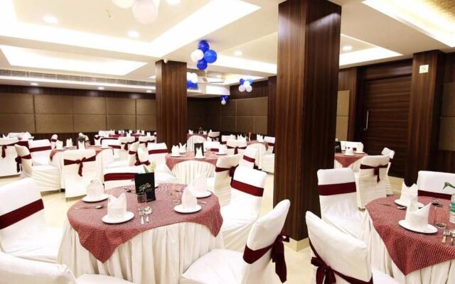 Usha Kiran Palace Hotel & Towers