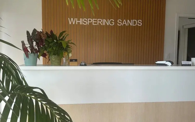Whispering Sands Motel