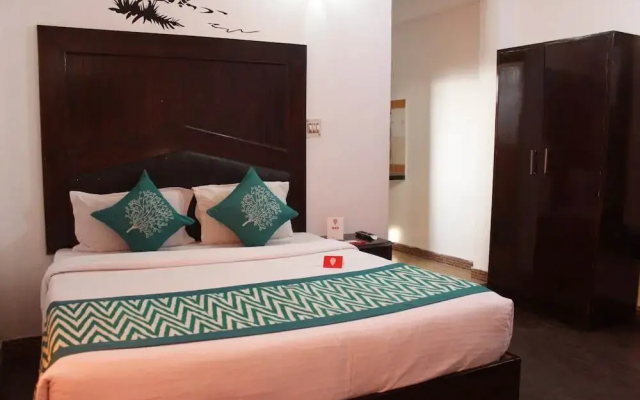 Ashok Hotel