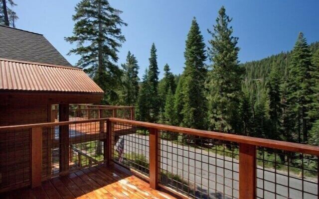 Shelton Kingswood Luxury Home By RedAwning