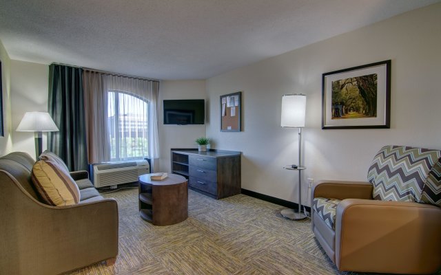 Candlewood Suites Richmond - West Broad, an IHG Hotel