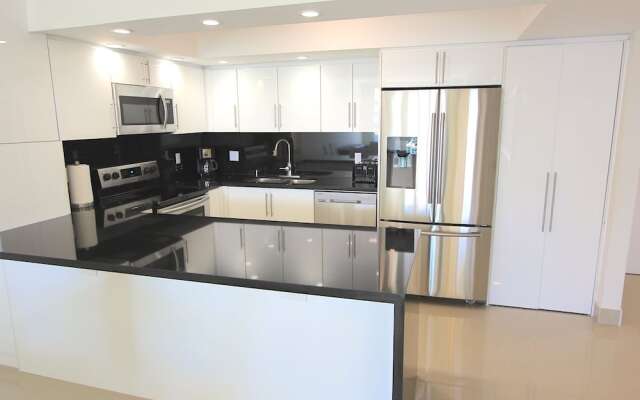 Ocean Reserve Condo by FlatsAway