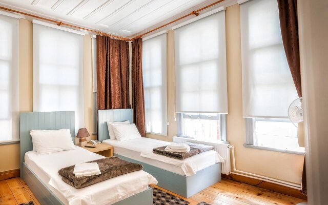 Educa Suites Balat