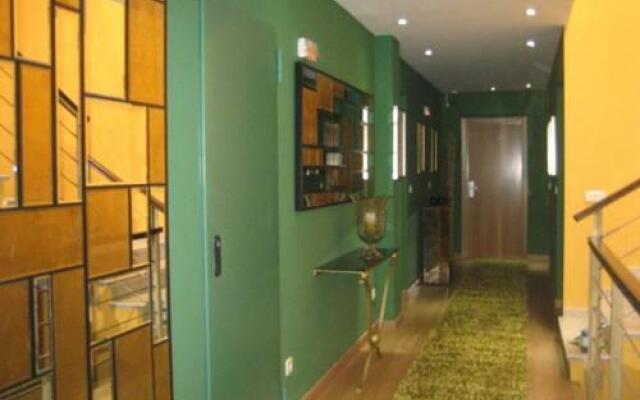 El Aparthotel