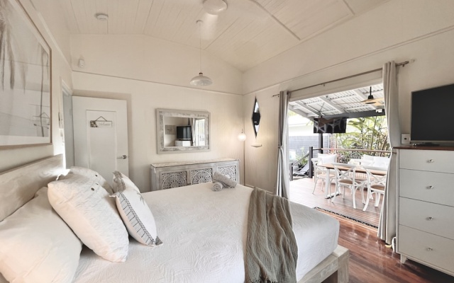 Sweet Creek Cottage, Palm Cove – Guest Rooms – Cairns