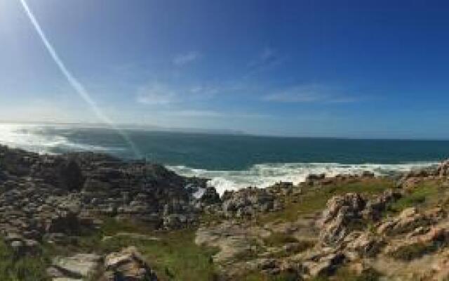 Hermanus Backpackers