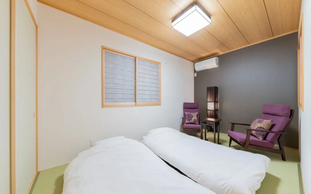 Yadoya Yanagidori East