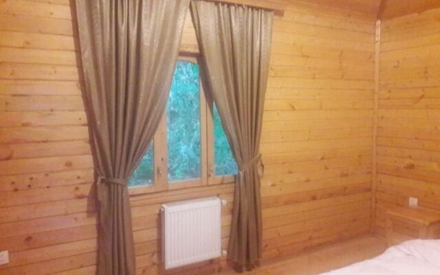 Alban Resort